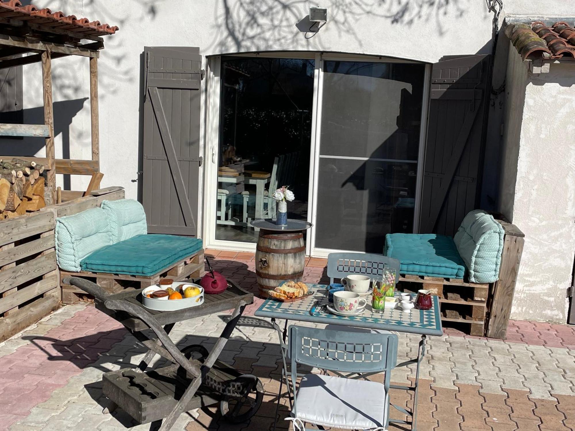 Arles Campagne Location "La Campagn'Arles" Bed & Breakfast Exterior foto